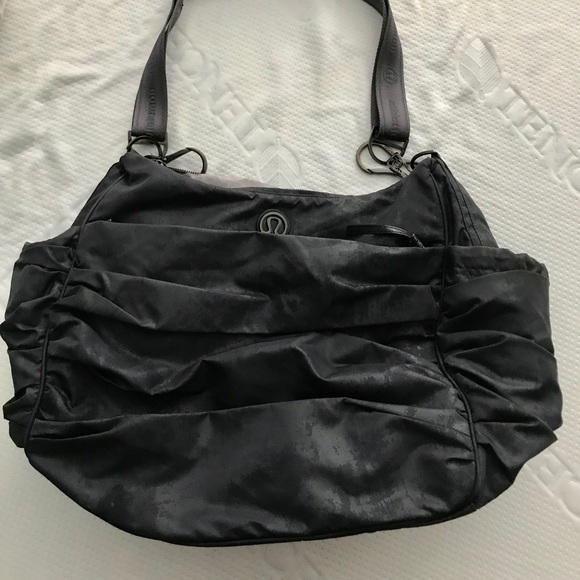 Lululemon Hot Yoga Hobo Bag 